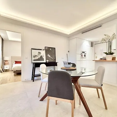 2 Bedrooms & 2 Bathrooms - 24p2 * Cannes