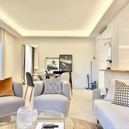 2 Bedrooms & 2 Bathrooms - 24p2 Appartamento