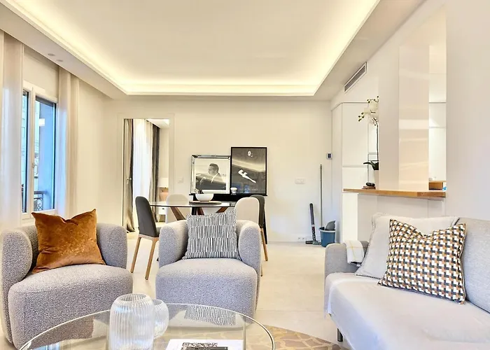 2 Bedrooms & 2 Bathrooms - 24p2 Appartamento
